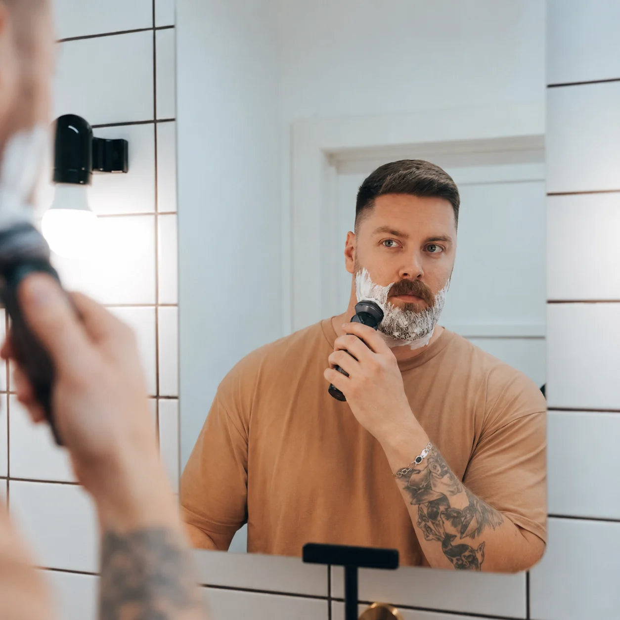Daily Rotary Shaver in use